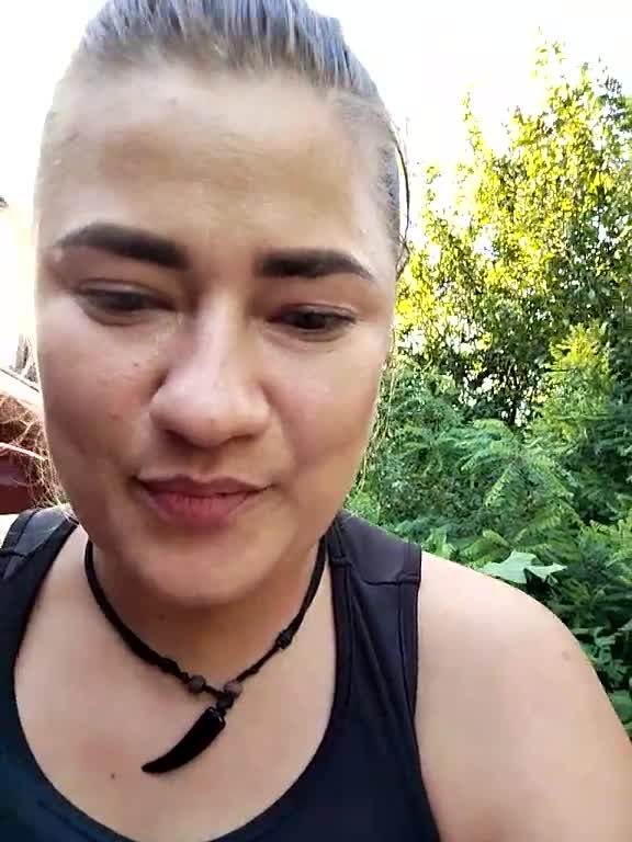 2laski2 | live webcam show | 2026-07-30 18:02
