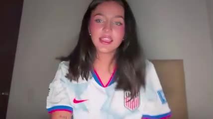 cam show from aiisha18 on Chaturbate 2026-06-18 03:00
