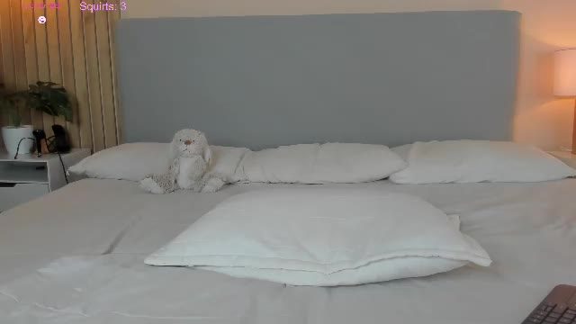 alannarusselll's Female live recording 2026-10-01 23:19