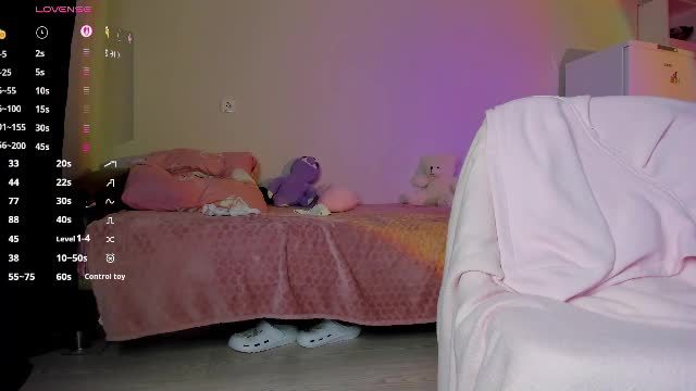 alettaevee Female webcam stream · 38 min