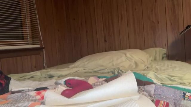 amandatrieshard Chaturbate cam show · 37 min