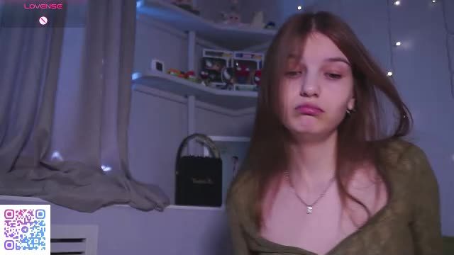 ameliami live on Chaturbate — cam broadcast 2026-07-15 10:39