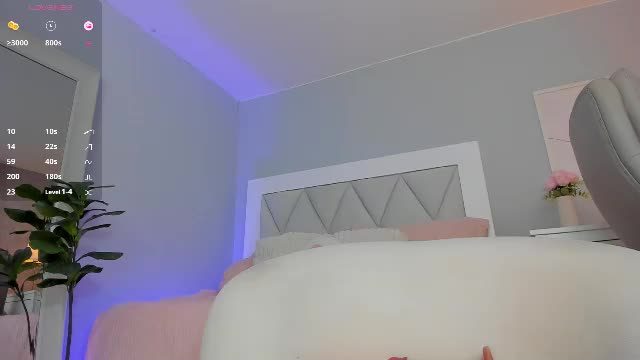 ami_sweet_18 cam stream (2026-09-07 05:00)