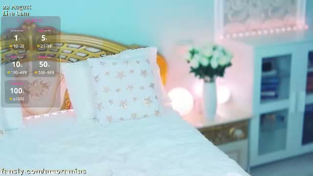 amoramias at Chaturbate webcam recording 2026-08-22 23:51