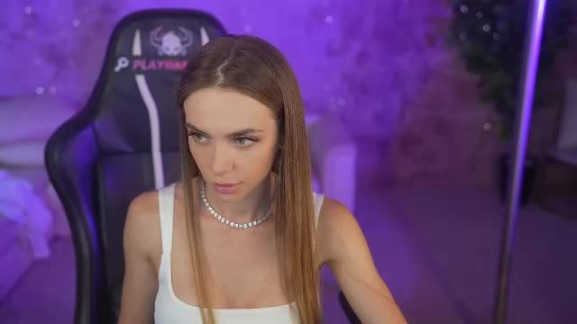 anabel054 — live show 2026-08-13 15:22 · 39 min