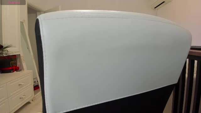 anayscaandy's cam show from 2026-09-11 09:05