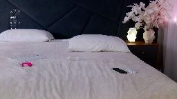 21 min live cam recording of angelees_ (2026-08-18 22:15)