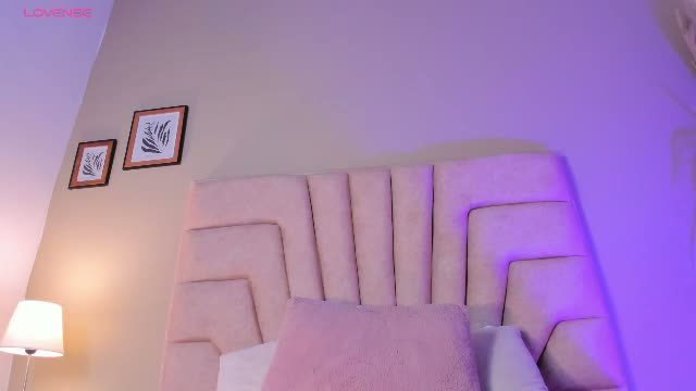 angelica_cross — live cam session, 2026-07-26 00:02 · Chaturbate