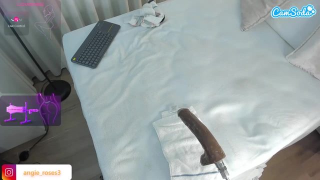 angie-roses Camsoda cam rip · Female