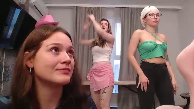 anna_smirnova's 31 min full cam show on Chaturbate