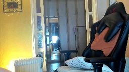 anngray1 broadcasting on Chaturbate — webcam stream