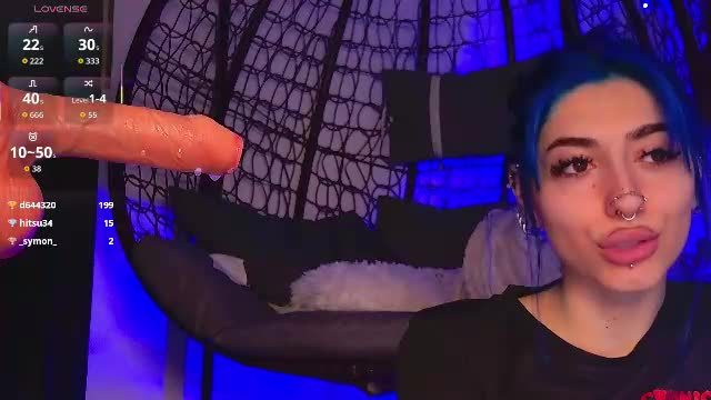 ariavossx Female webcam show on Chaturbate 2026-07-19 01:35