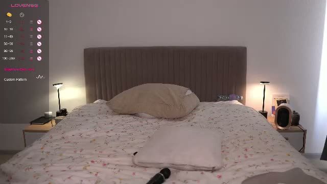 arielbell_'s cam stream (Chaturbate, 2026-09-19 09:04)