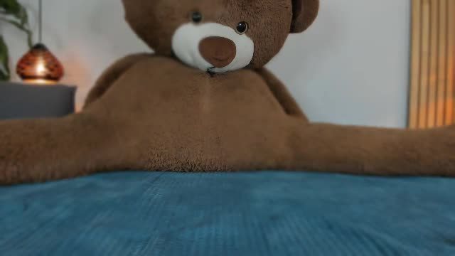 ariwishes's 13 min cam show video on Chaturbate