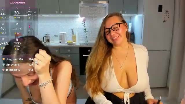 aurore_harris webcam show