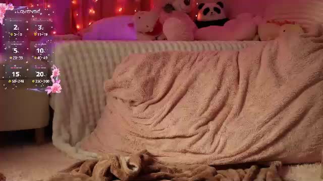 aviblush: Female livestream recording on Chaturbate