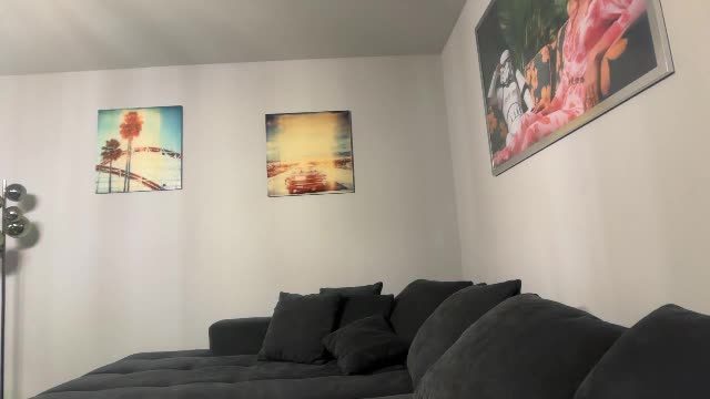 aviebby: Chaturbate webcam session 2026-07-30 00:20