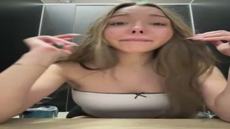 barbiehumpxxx's Female webcam broadcast 2026-07-18 03:57