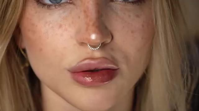beckymadsons on Chaturbate — live cam session from 2026-10-03 18:49