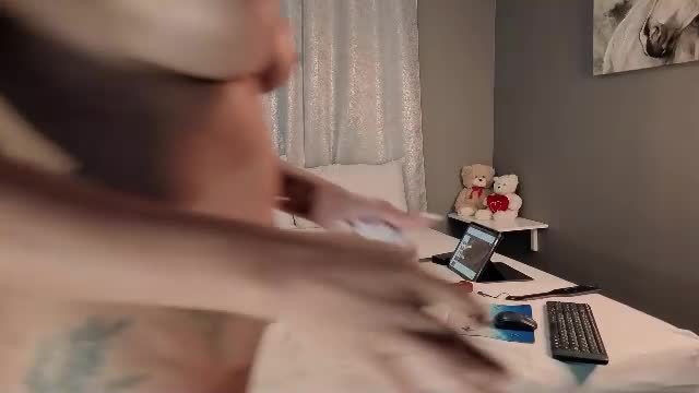 beebeethai's cam session archive · Chaturbate