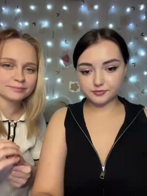 BellaAndAlice's BongaCams full cam show — 2026-10-27 23:32