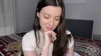 bellafae — Female live cam session 2026-07-19 00:51
