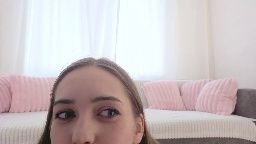 blossomweisel | cam broadcast | 2026-08-17 09:57