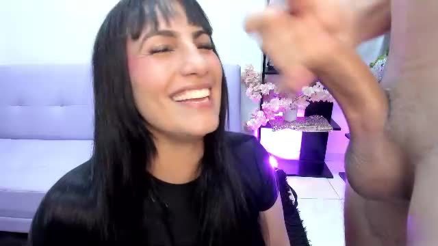 brianna2100 — live webcam show 2026-09-08 10:45 · Couple