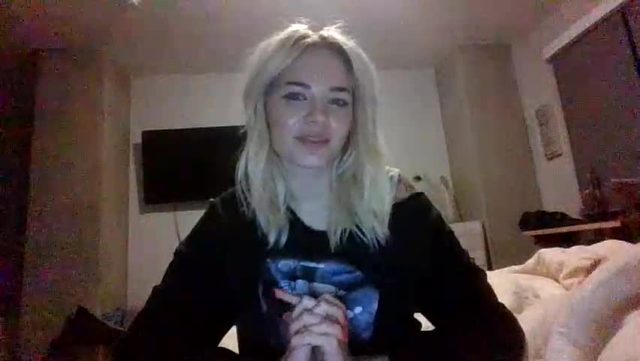 cam session from britneycherry08 on Chaturbate 2026-06-22 05:43