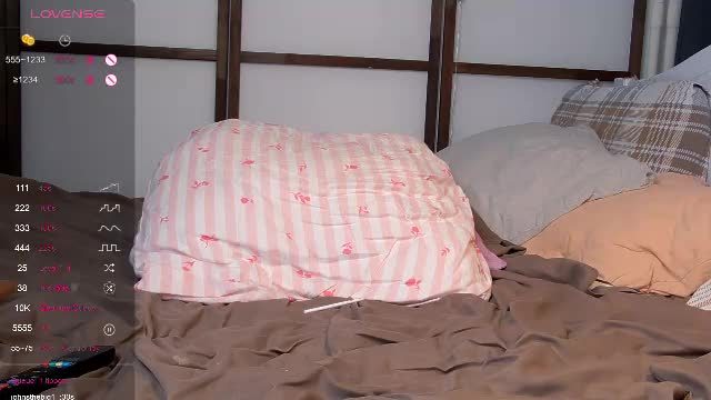 caramelangels — online cam show, 2026-06-25 08:39 · Chaturbate