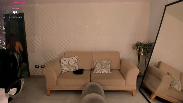 cam clip — carolinegrace_ live on Chaturbate