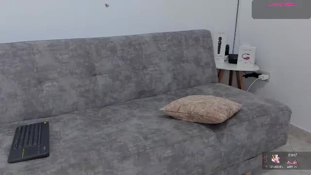 catalella_0 Chaturbate cam broadcast · 8 min