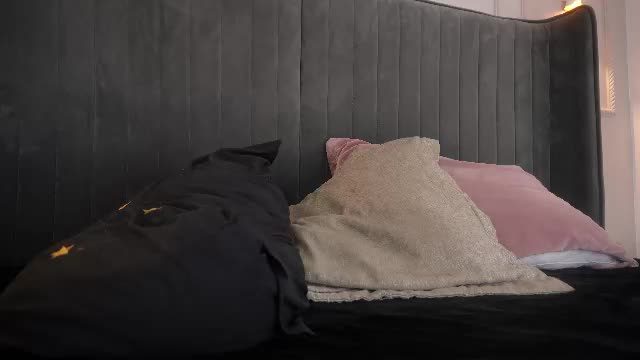 cherrysnow_ Chaturbate Female livestream recording 2026-10-04 02:01