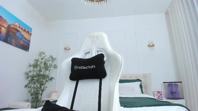 christine0990__ Chaturbate webcam show replay · 18 min