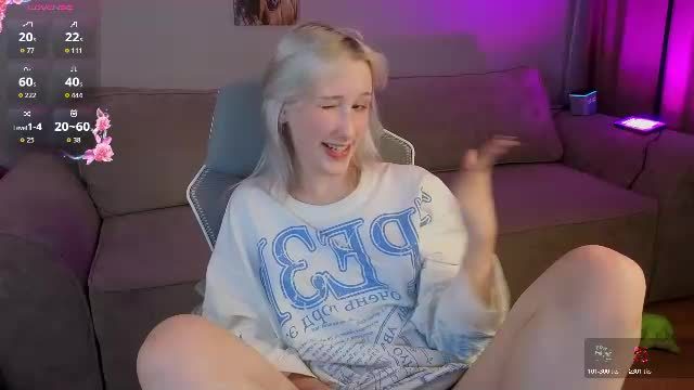 chrome_nova — live webcam show on Chaturbate
