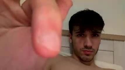 ciaosonoale — Chaturbate porn cam show (2026-07-15 01:08)