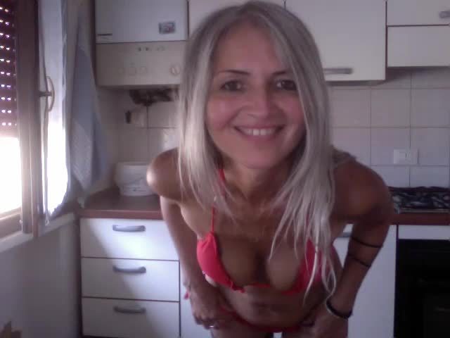 claudia_with_love · cam show replay Chaturbate 2026-06-28 16:01