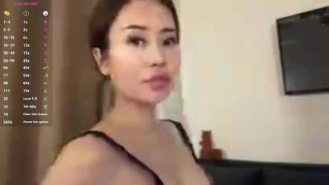 clemenciakempa — Chaturbate webcam stream, 2026-06-19 17:01