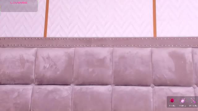 dakotawangi's cam stream — recorded 2026-06-18 12:31