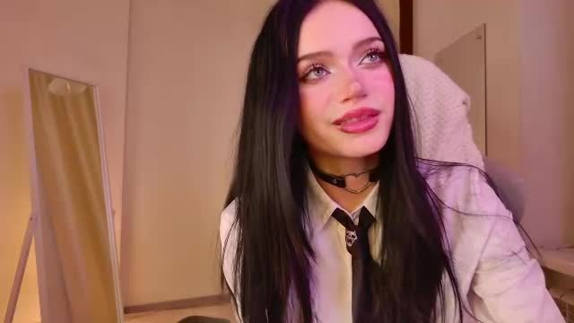 dark_diva's webcam stream — Chaturbate, 2026-06-11 23:47