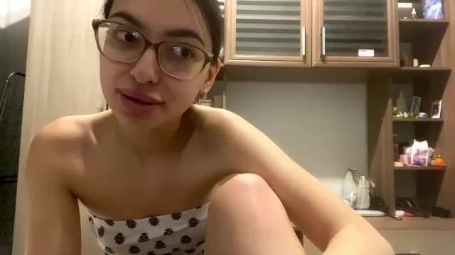dellastraley Chaturbate live cam recording · 25 min