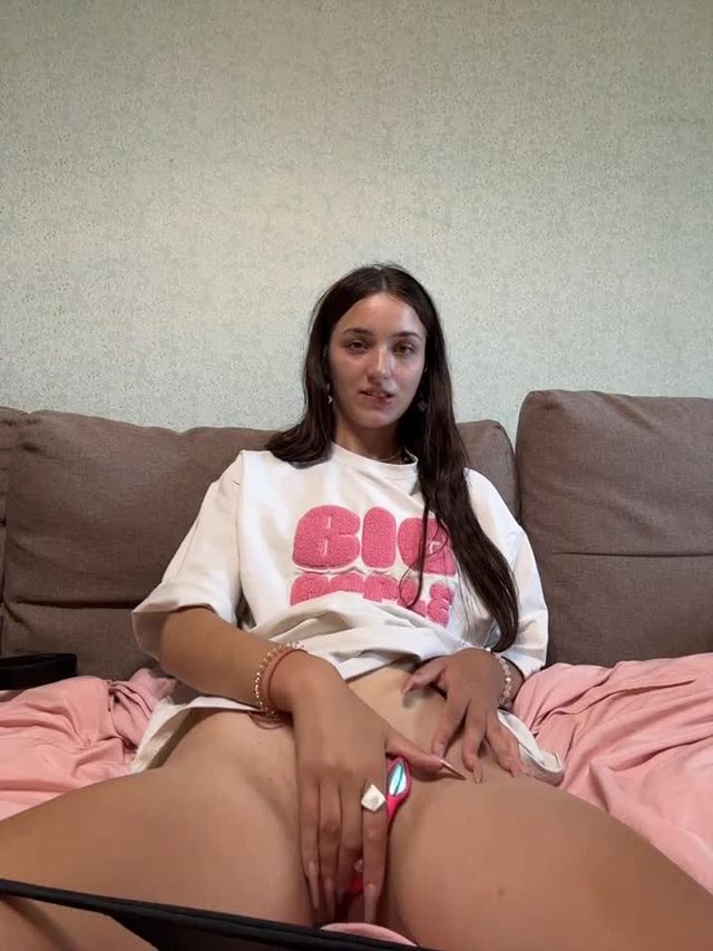 DollyTall: 24 min cam show video on Stripchat