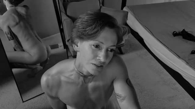 dorothy_meyer Chaturbate webcam broadcast · 39 min