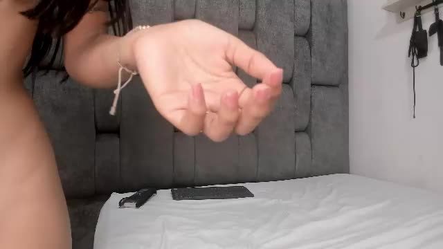 eclipselove_os Chaturbate · live show · 2026-10-19 22:16