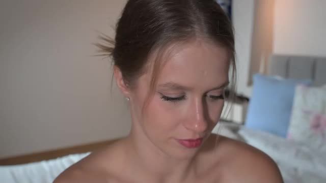 ella_twinkle — cam show replay (Chaturbate) 2026-08-14 21:55