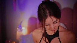 live show — elsa_xo on Chaturbate, 2026-08-17 11:19