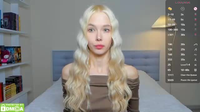 eshcka on Chaturbate — cam show 2026-10-12 09:12