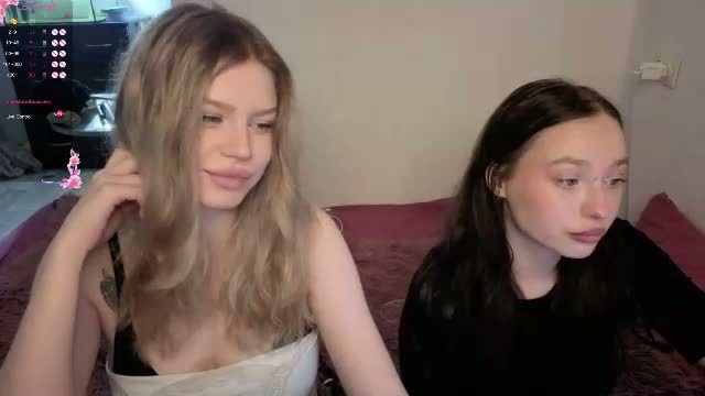 eumomino Chaturbate xxx porn archive · Couple