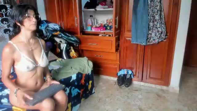 evaa_campbell's 31 min live cam show on Chaturbate