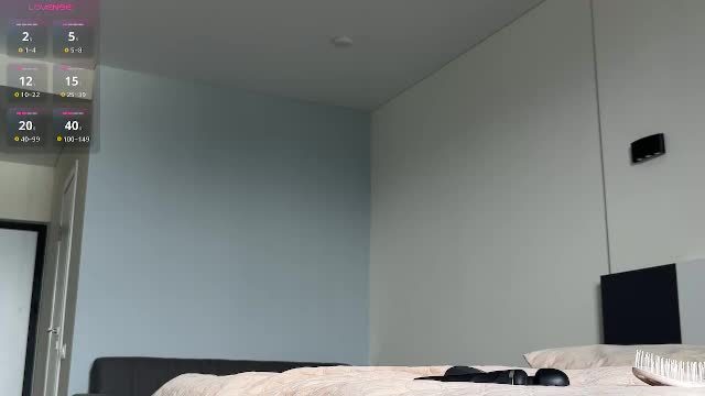 live show 2026-09-28 10:17 — evymiuu Chaturbate
